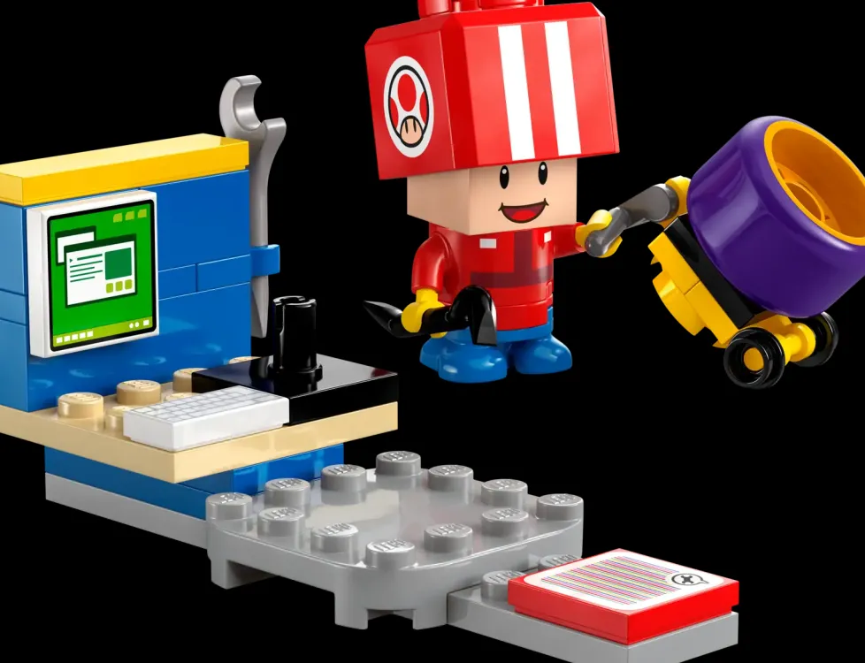 LEGO® Mario Kart™️ Toad Pit Crew 30702